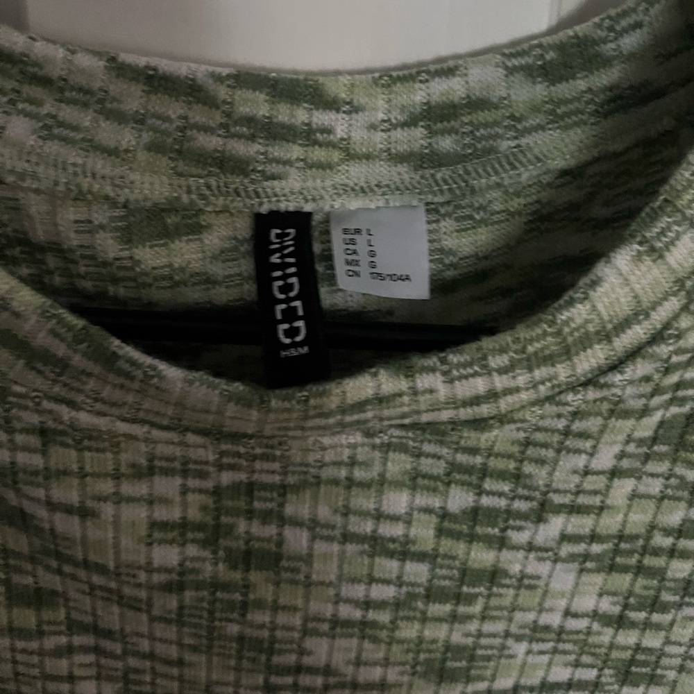 Cropped top - Picture 2 of 4
